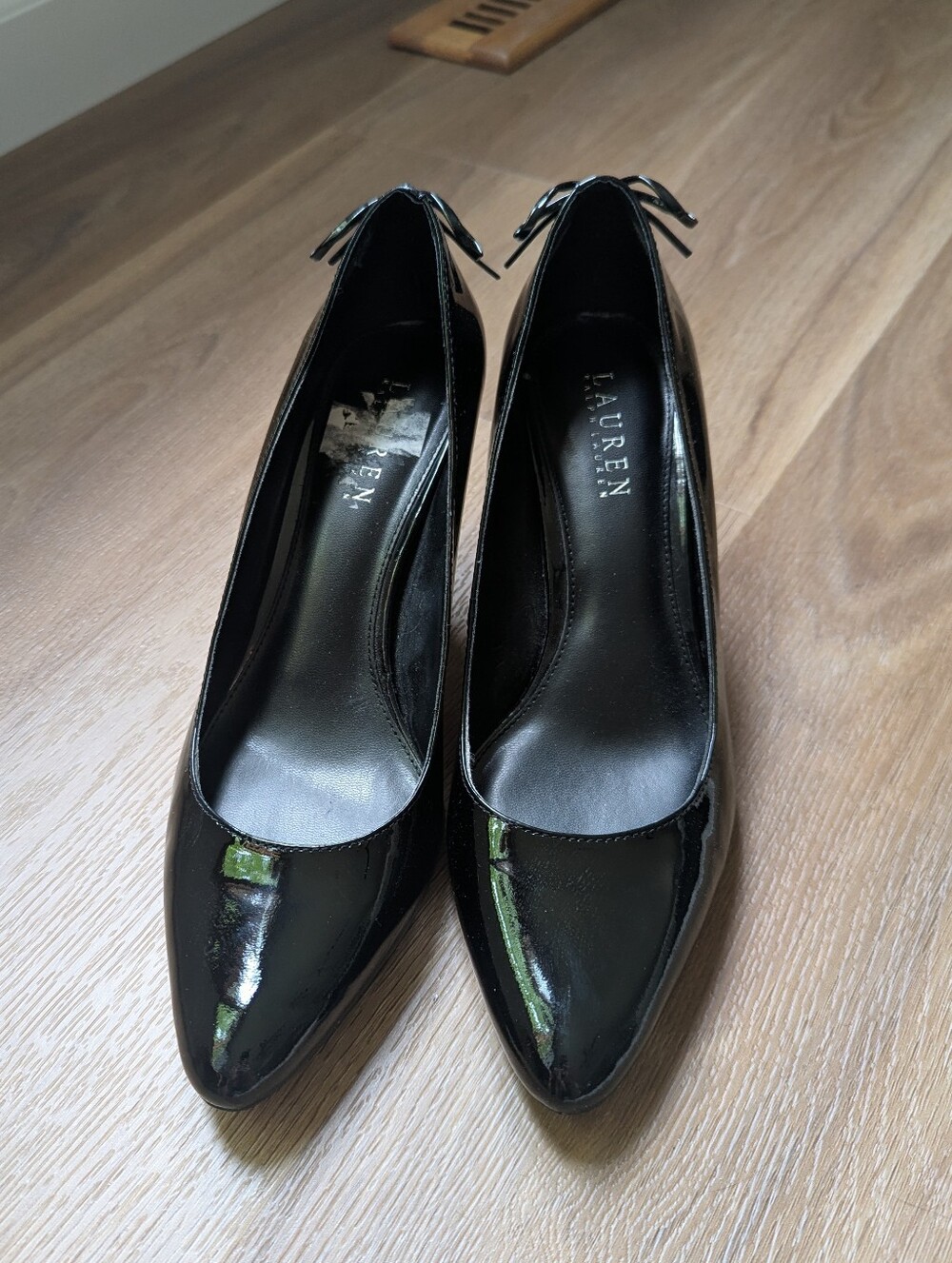 Women's 9.5 Ralph Lauren Bow Heel